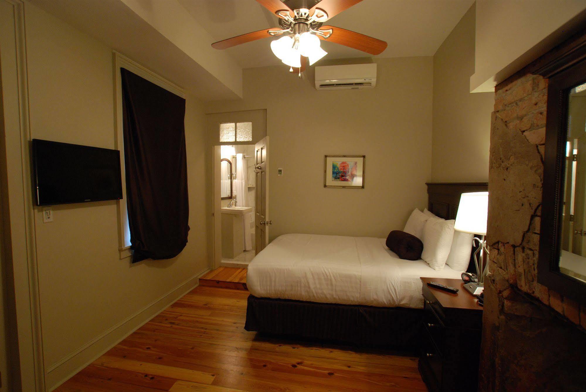 Inn On St. Ann, A French Quarter Guest Houses Property New Orleans Esterno foto